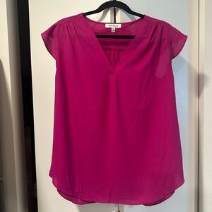 Womens blouse size 1x brand is Chaus NY magenta